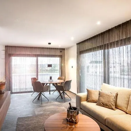Primera - Type Penthouse Lägenhet Singen