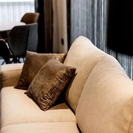 Primera - Type Penthouse *